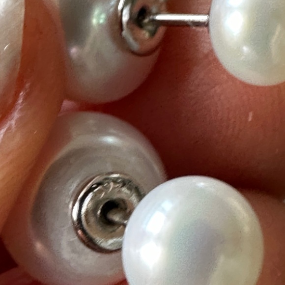 Pearl Stud Earrings - TWO Sizes - 925 Sterling Silver (10.3mm & 6.7mm) - Picture 4 of 12